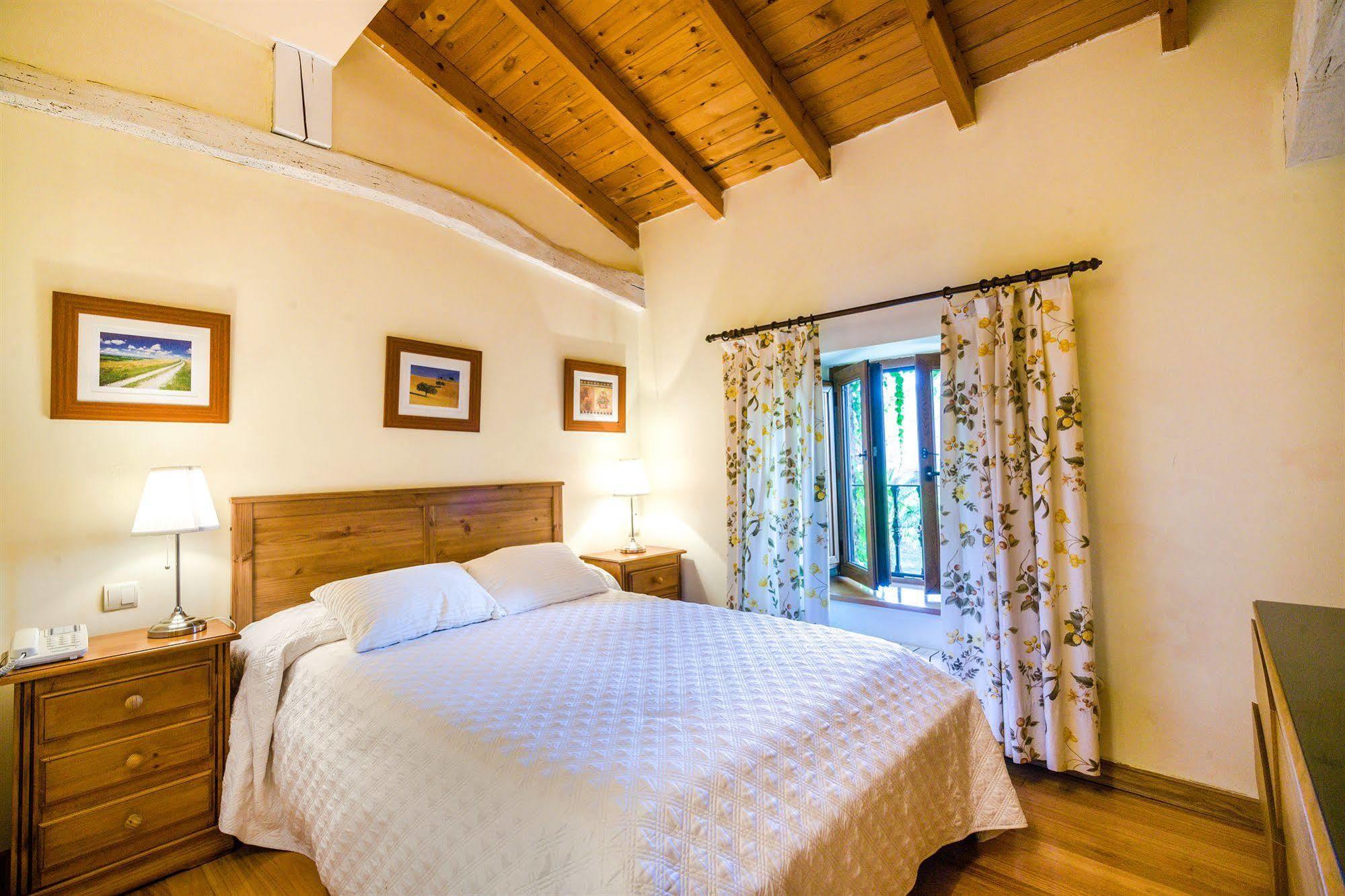 Hotel Palacio Garcia Quijano Corrales De Buelna Ngoại thất bức ảnh